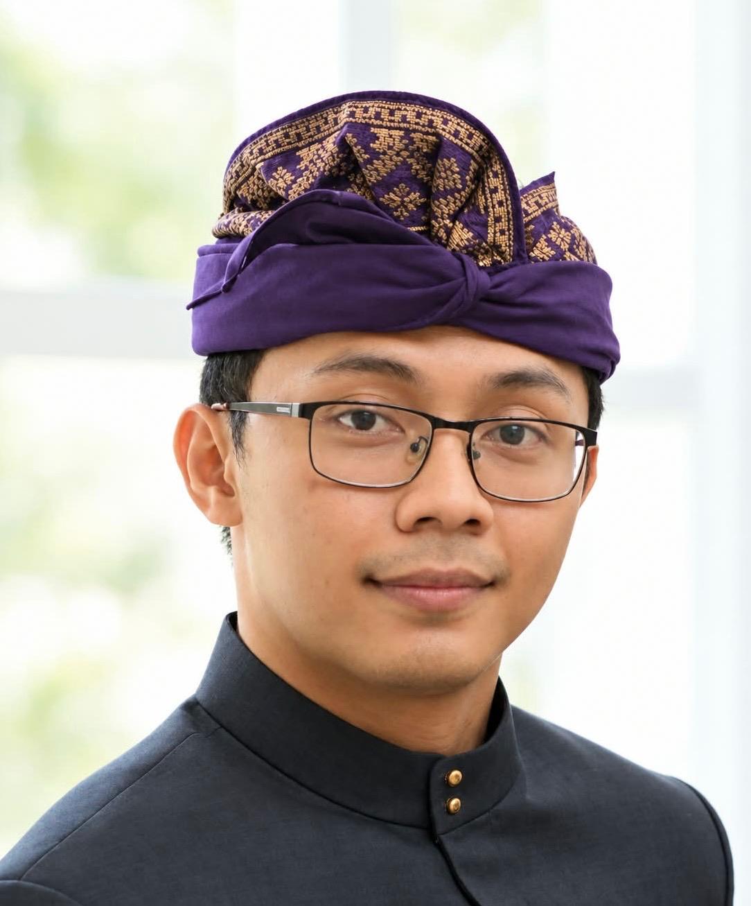 Dr. Putu Andhita DANANJAYA